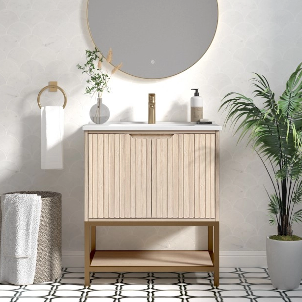 Moyers Vanity 30