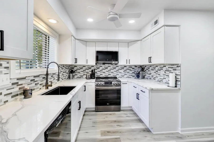 Shaker White Kitchen in Palatine, IL