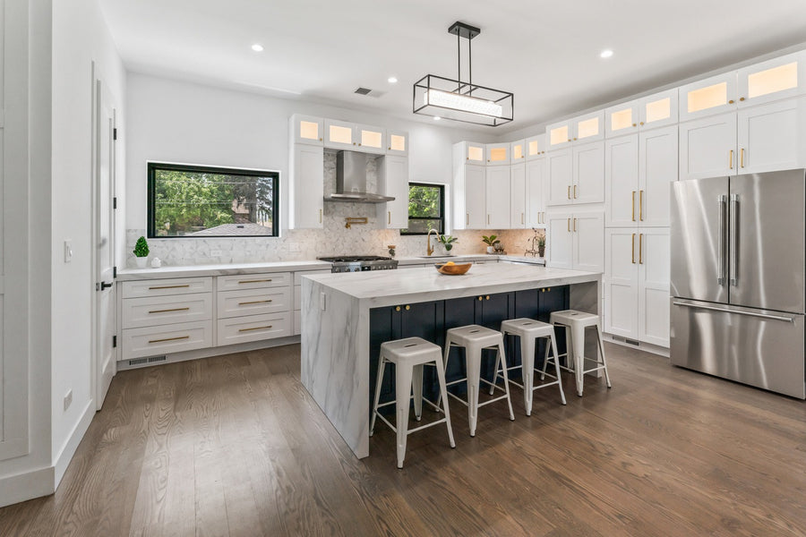 Two-Tone Shaker Navy & Shaker White Kitchen in Chicago, IL