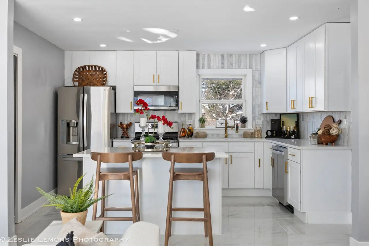 Shaker White Kitchen in Lisle, IL