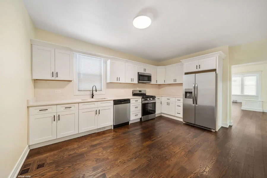 White Shaker Kitchen in Chicago, IL