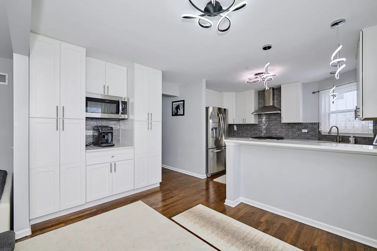 Shaker White Kitchen in Plainfield, IL
