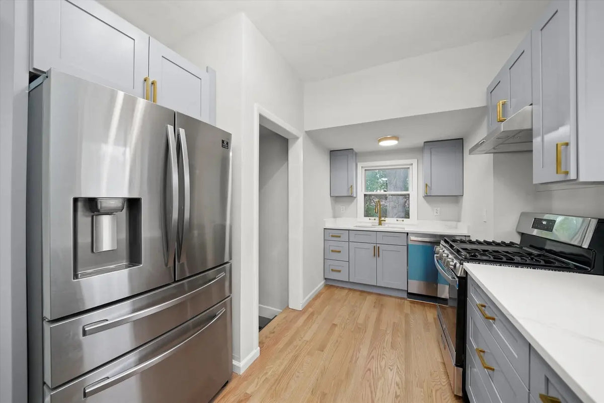 Gray Shaker Kitchen in Elgin, IL